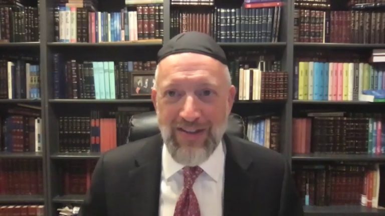 Are You Tuned In To the Frequency? 5 Reasons We Learn Torah