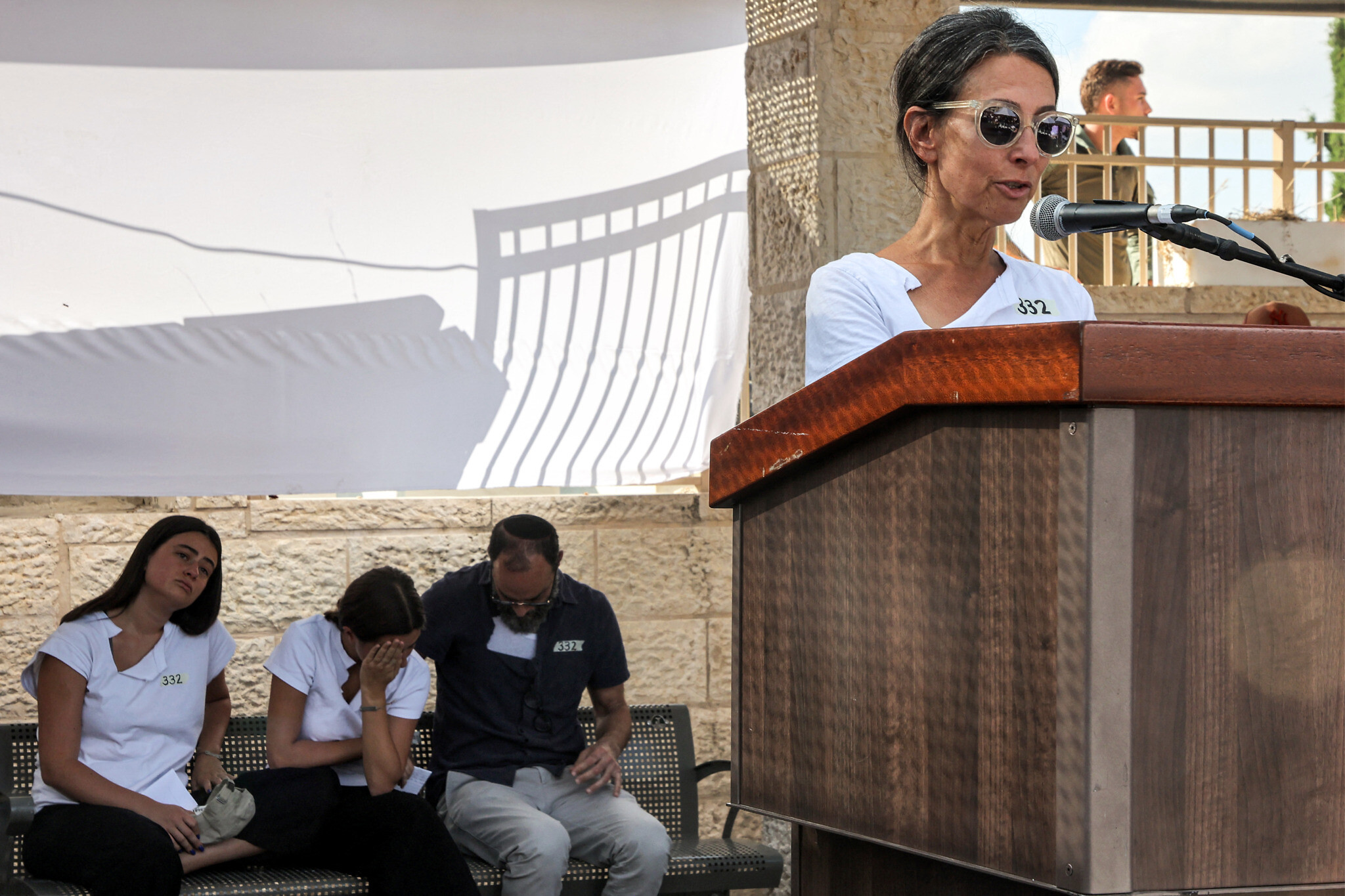 Missing Apologies to the Hostages
